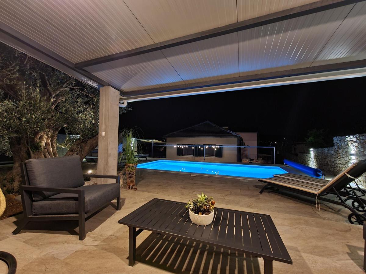Olive Tree - House With Pool Villa Vinišće Eksteriør billede